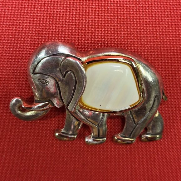 VTG Elephant Brooch Pin Pendant Metal Faux Abalone - Picture 5 of 10